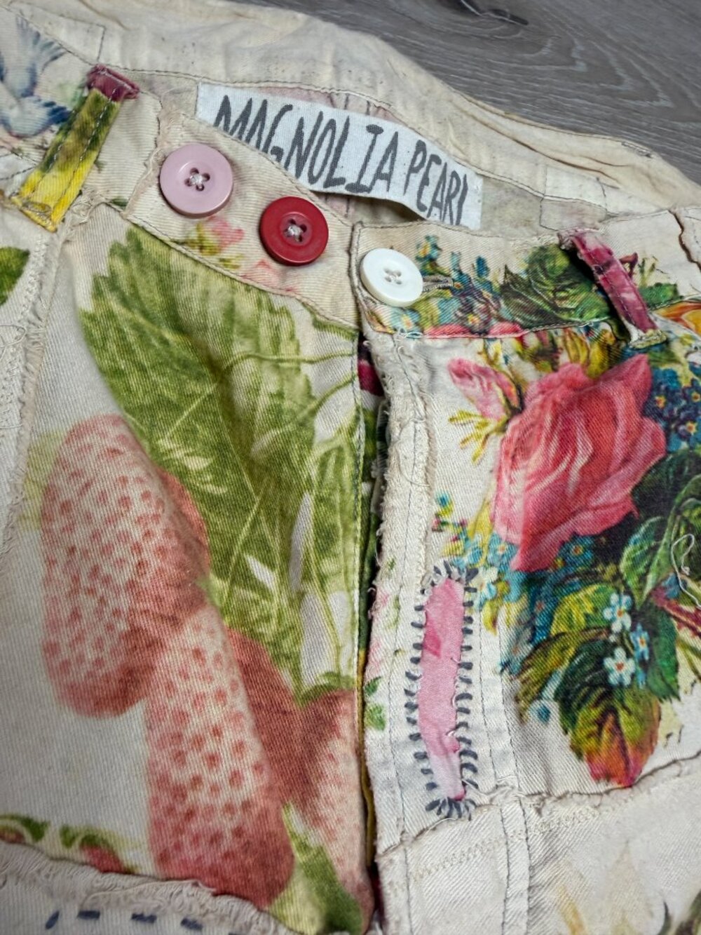 Magnolia Pearl Miner Pants Rare - Floral Patchwork - Picture 5 of 9